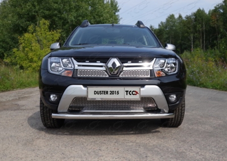 Решетка радиатора верхняя (лист) Renault Duster 2015
